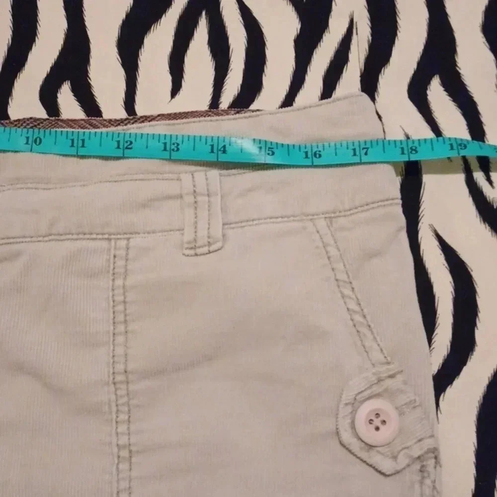 TWA velvet Bermudas shorts Women's Size 8 - Picture 11 of 13